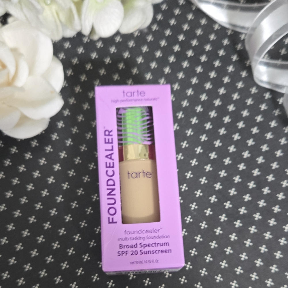 tarte Babassu Foundcealer Multi-Tasking Foundation - Cream